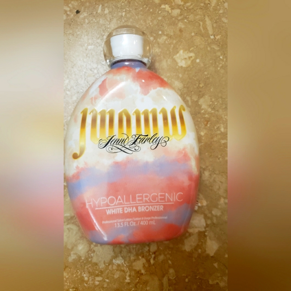 JWOWW Hypoallergenic White DHA Bronzer